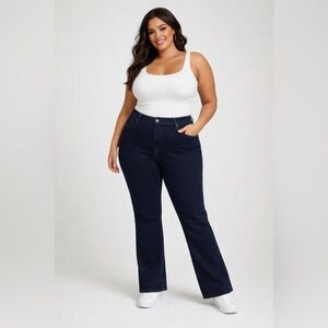 Torrid Plus Size 24S Dark Wash Bootcut Jeans Curvy Stretch Short Inseam